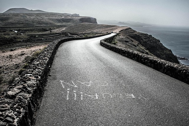 Lanzarote Dreams: An Insider's Travel Guide to the Alluring Landscapes of the Canary Islands